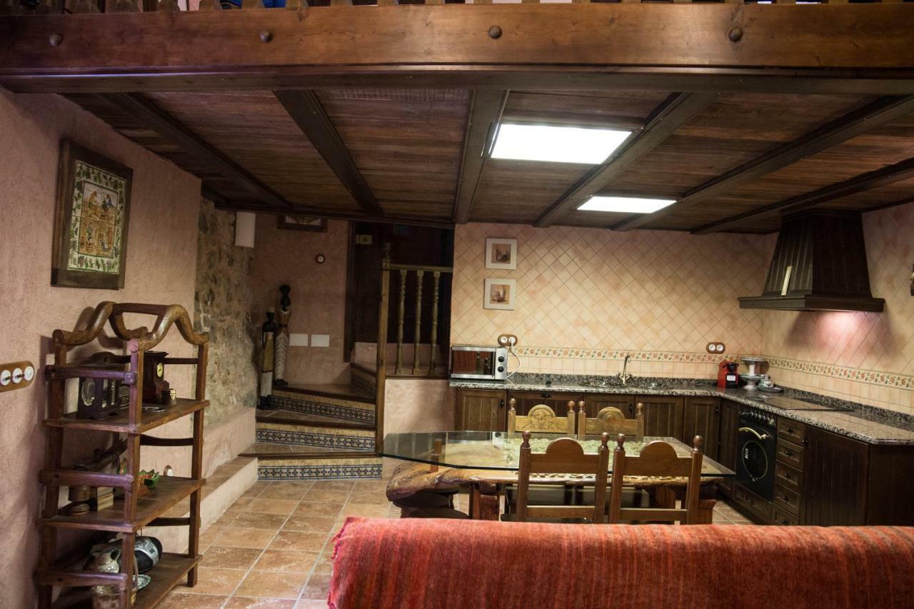 Appartement Casa De La Roca à Albarracín Extérieur photo